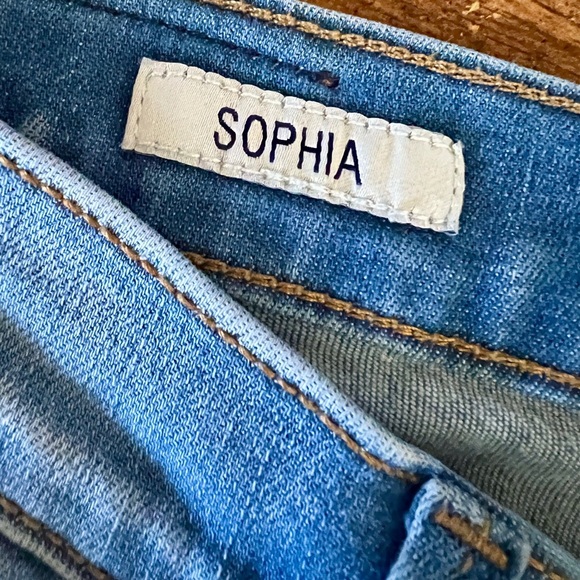 Driftwood Sophia Cropped Straight Leg Cuffed Jean - Size 27 - Picture 8 of 15